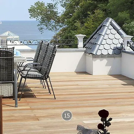 Haus Midsommer 蒂门多弗施特兰德
